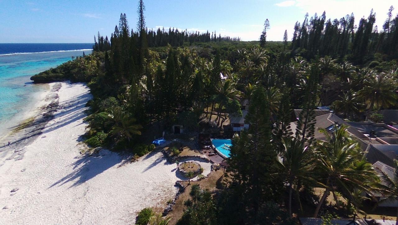 Hotel Nengone Village Mare Exterior foto